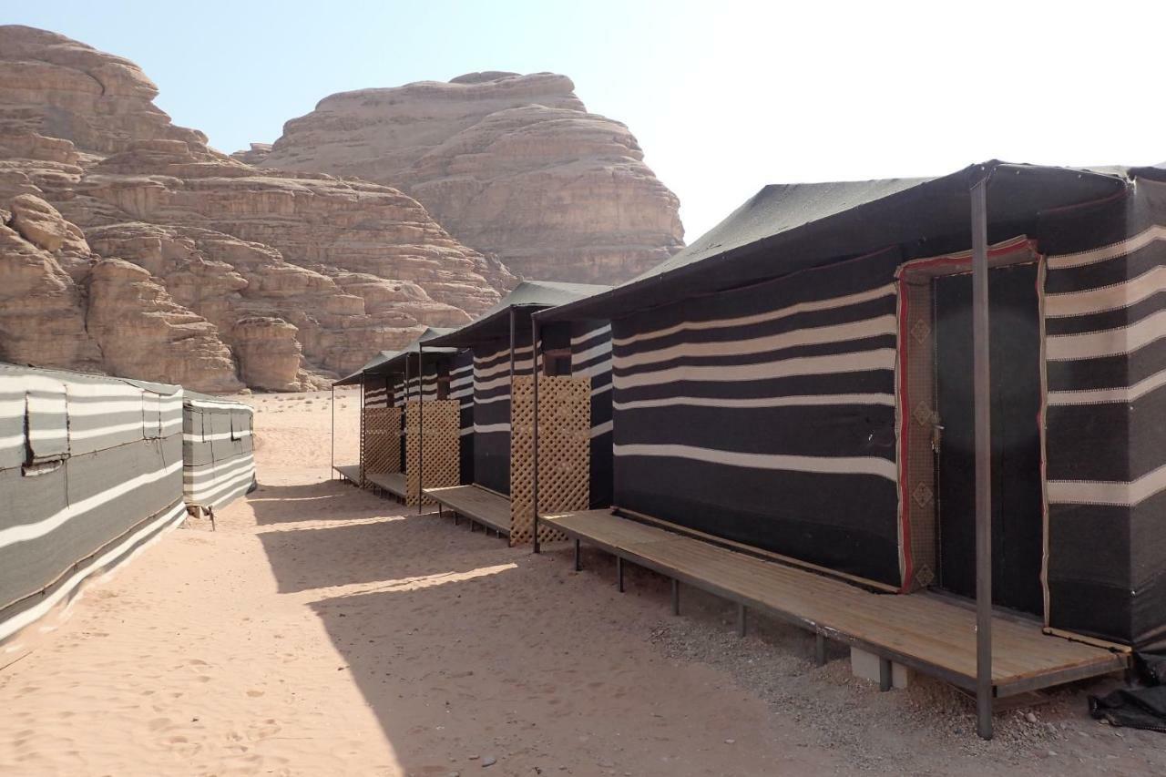 وادي رم Martian Desert Camp المظهر الخارجي الصورة